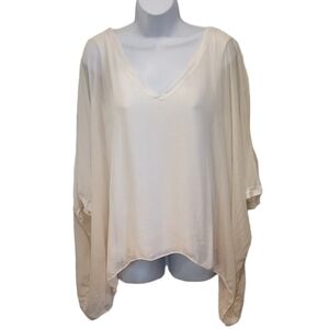 𝅺Sofia Silk Ombre Flowy Asymmetrical Top